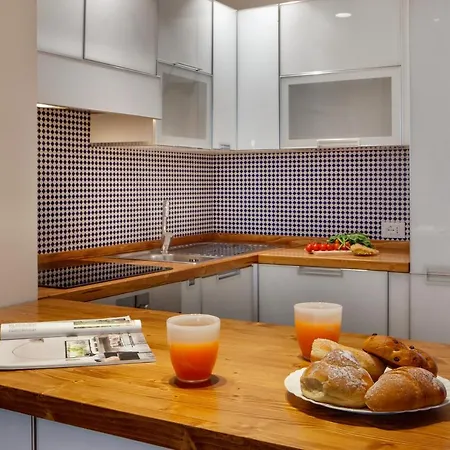 Gorgeous In The Center: Sorrento!