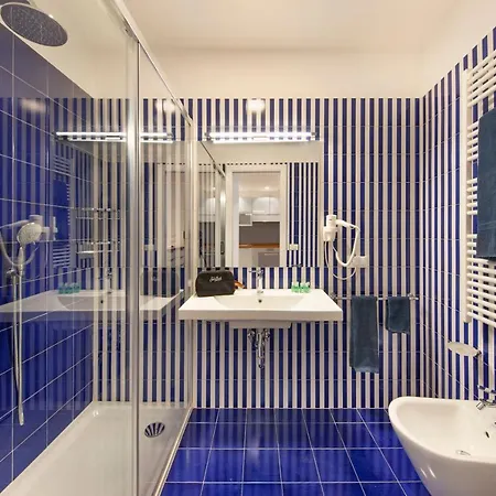 Gorgeous In The Center: Sorrento! * Sorrento